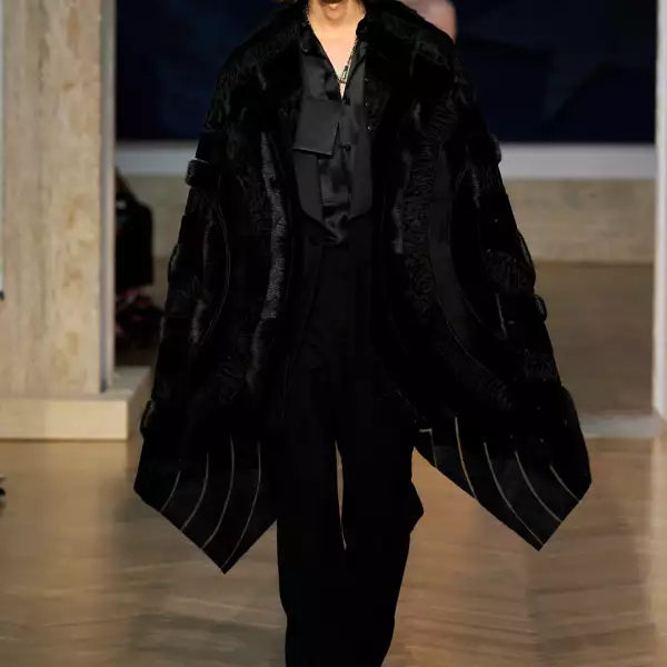 Fendi HC F26 067.jpg