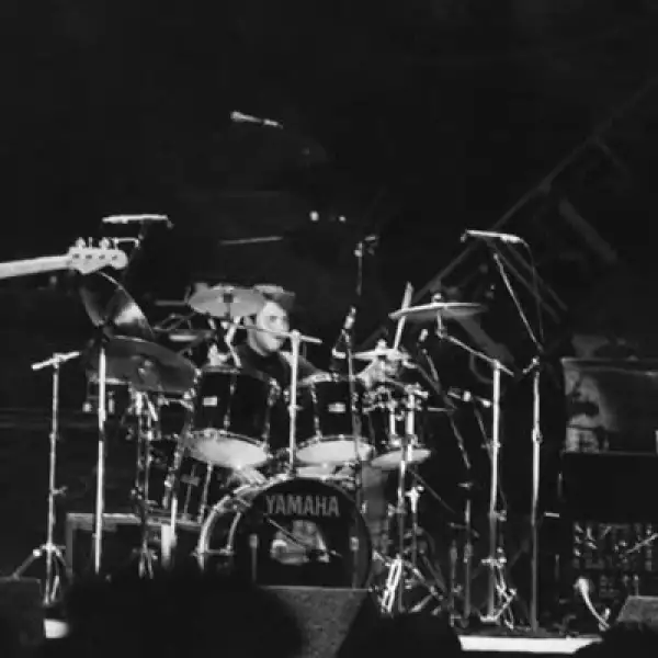 La banda australiana INXS fue el padrino de lujo y la prueba de fuego para que OCESA diera la bienvenida a la industria del entretenimiento en el país.