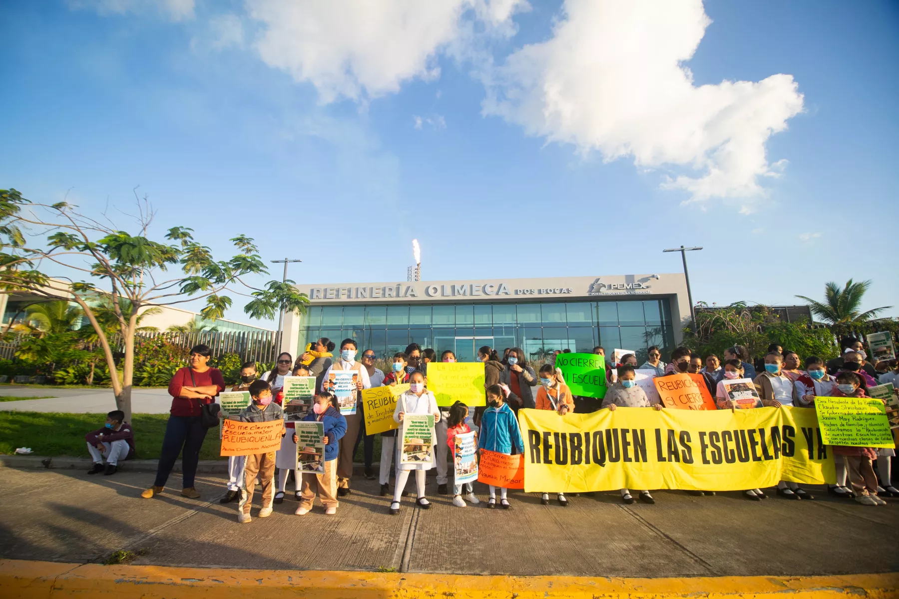 dos bocas reubicación escuelas