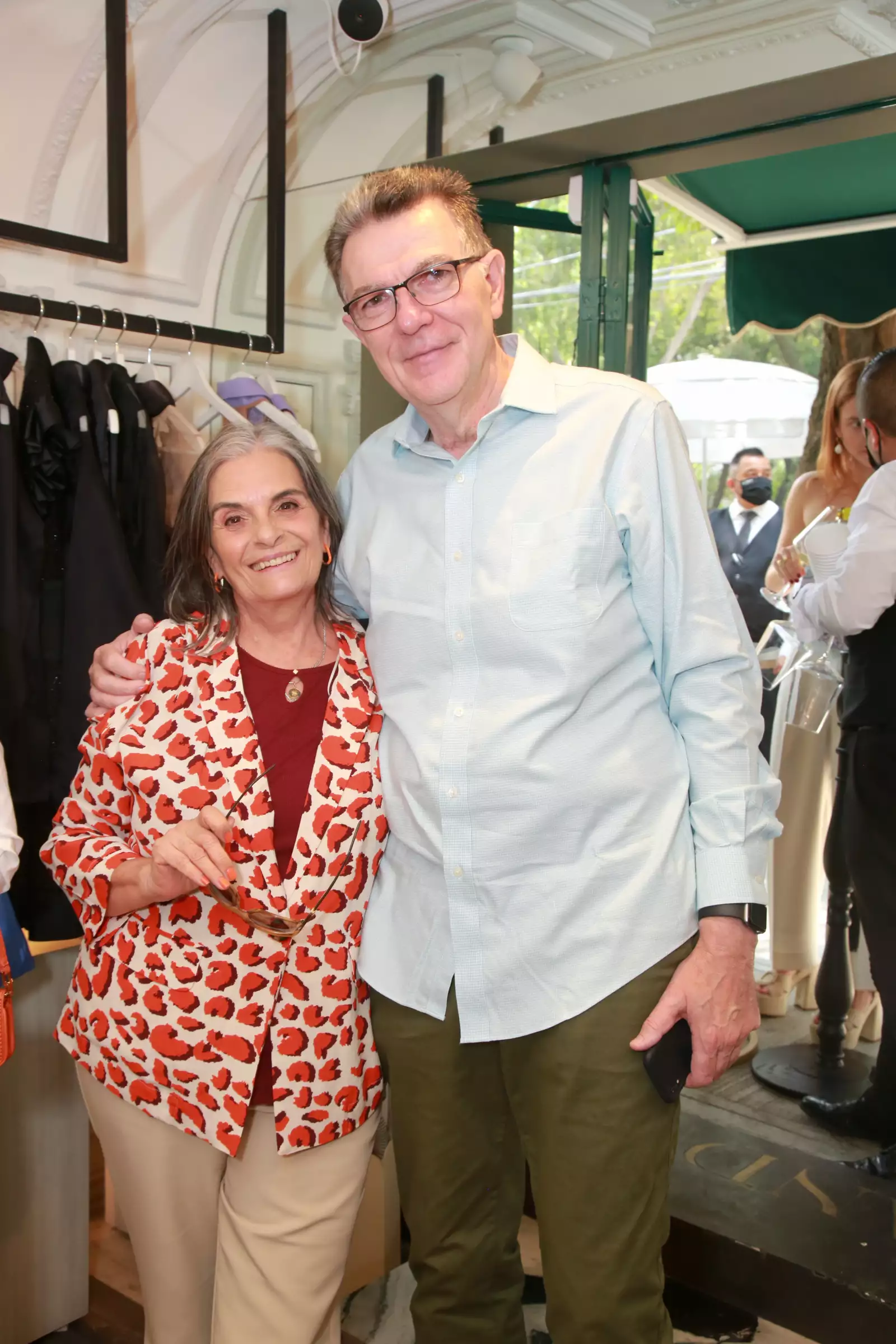 OPENING, LA GRAN ESQUINA GUINAND 