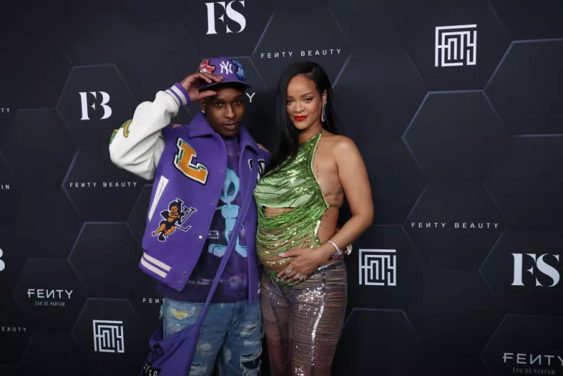 Rihanna Celebrates Her Beauty Brands Fenty Beauty And Fenty Skin