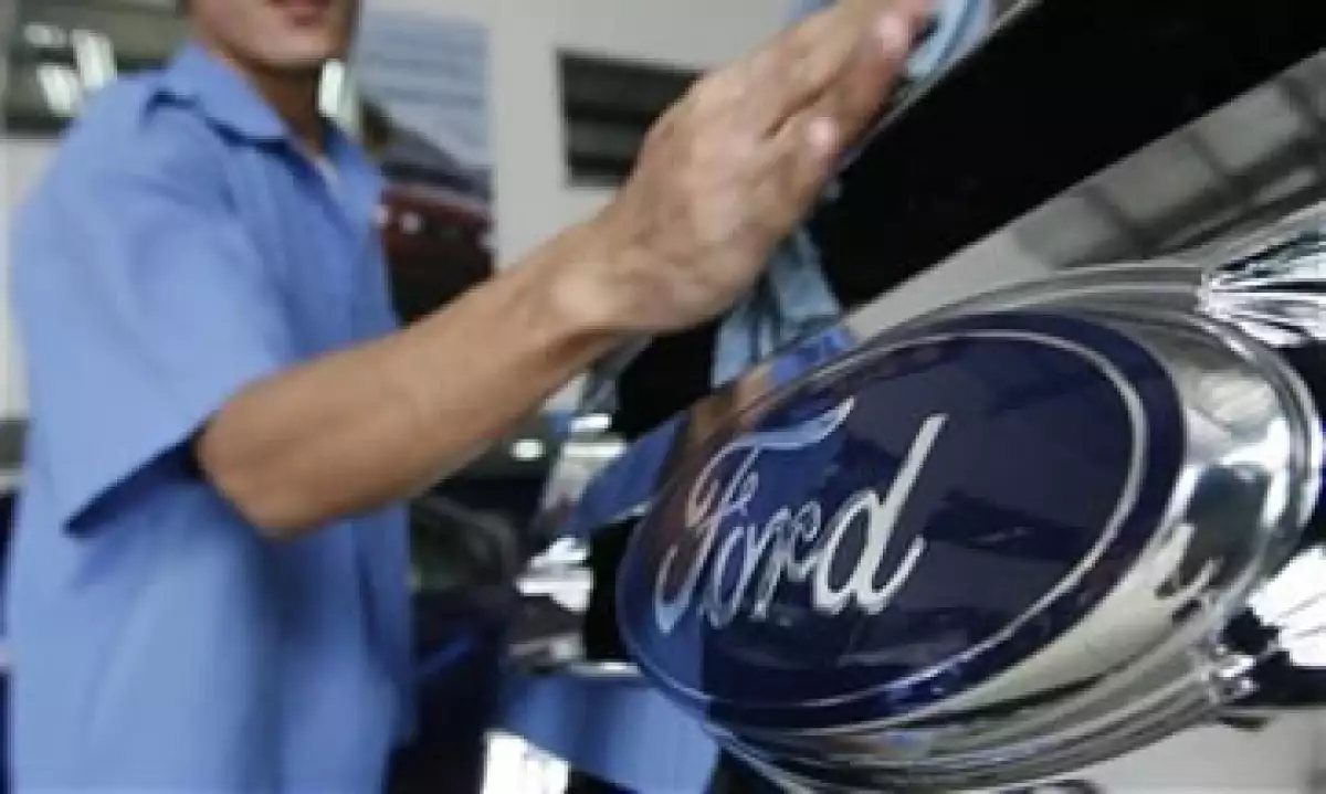Las ventas de Ford cayeron .2% a 33,300 mdd durante el segundo trimestre. (Foto: Reuters)