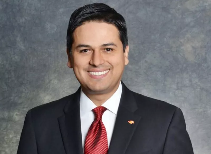 Raúl Lomelí-Azoubel 