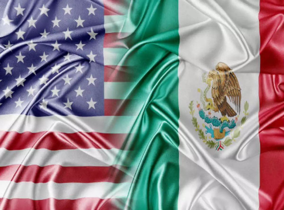 banderas de M�xico y EU