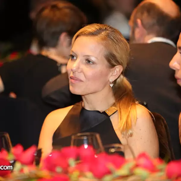 Alejandra de Cima, Laura Manzo