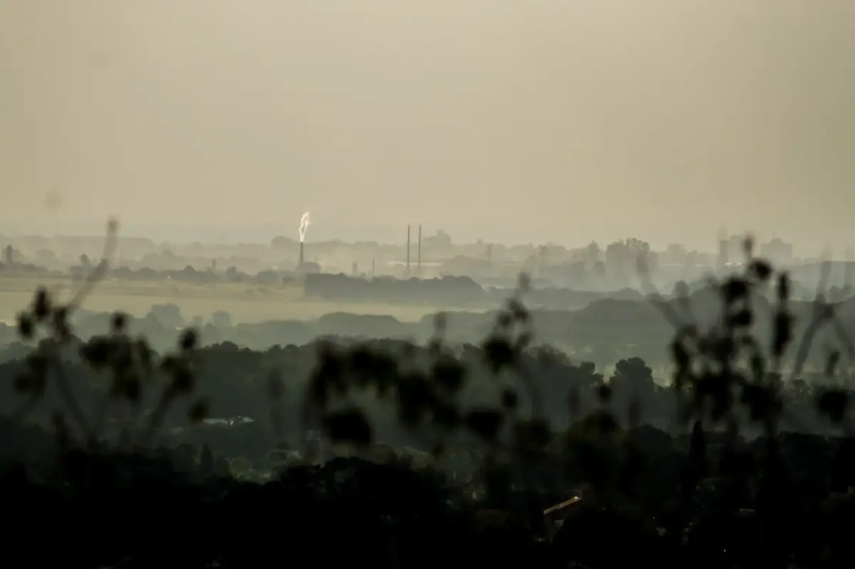 La compañía nunca ha sido un ejemplo en la lucha contra el cambio climático, pero las acciones de los últimos años han echando hacia atrás los avances.