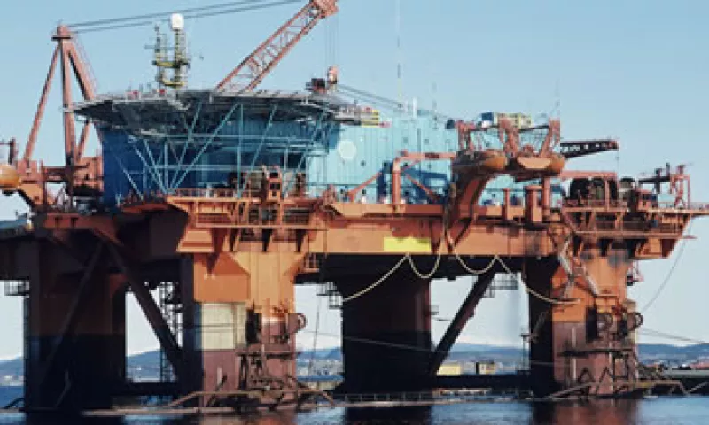 Los futuros del crudo son impulsados por las sanciones contra Irán por su programa nuclear. (Foto: Thinkstock)