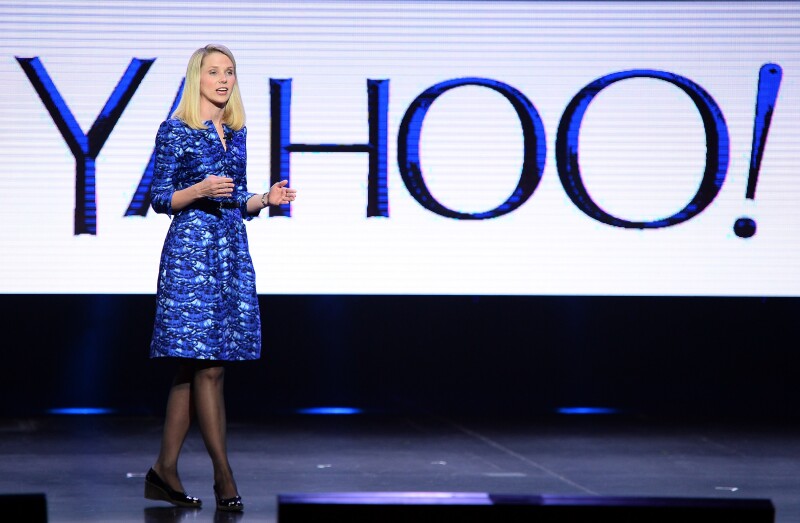 Algunos inversionistas de Yahoo buscar destituir a Mayer, aún si no se concreta una venta.
