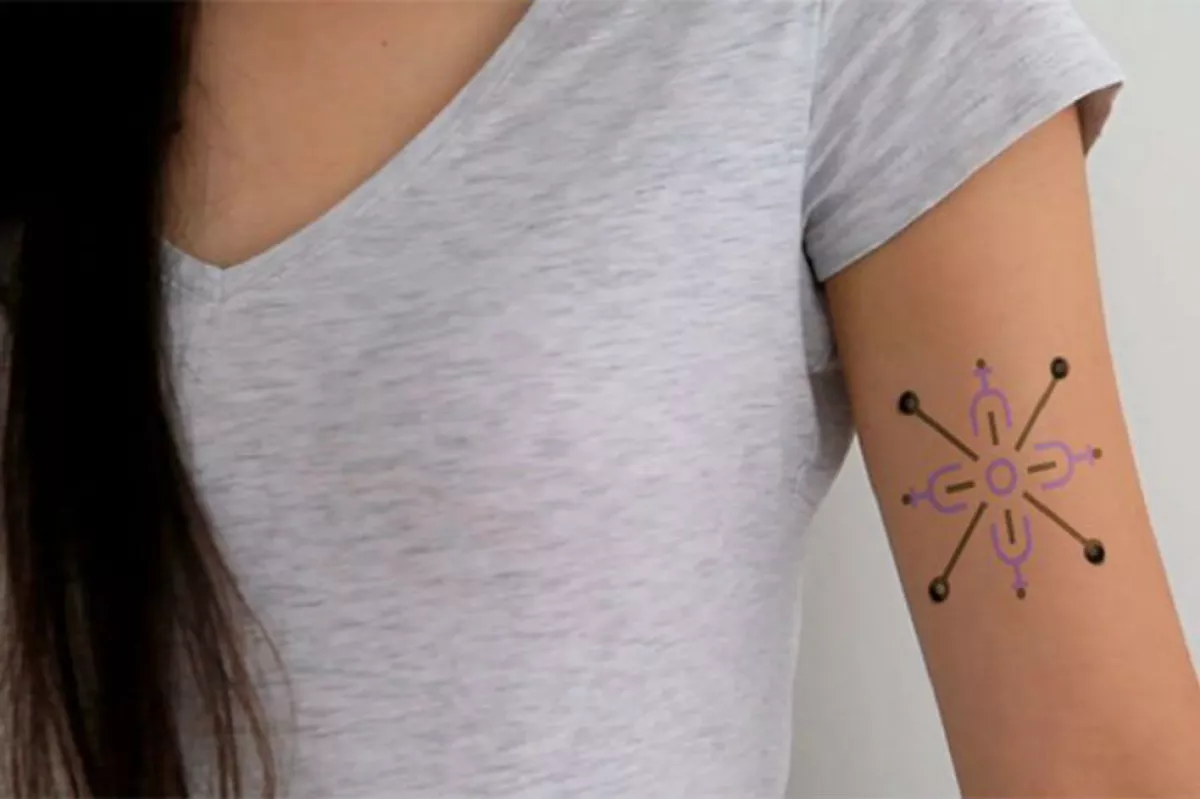 Los tatuajes inteligentes que cambian de color de acuerdo a tu salud