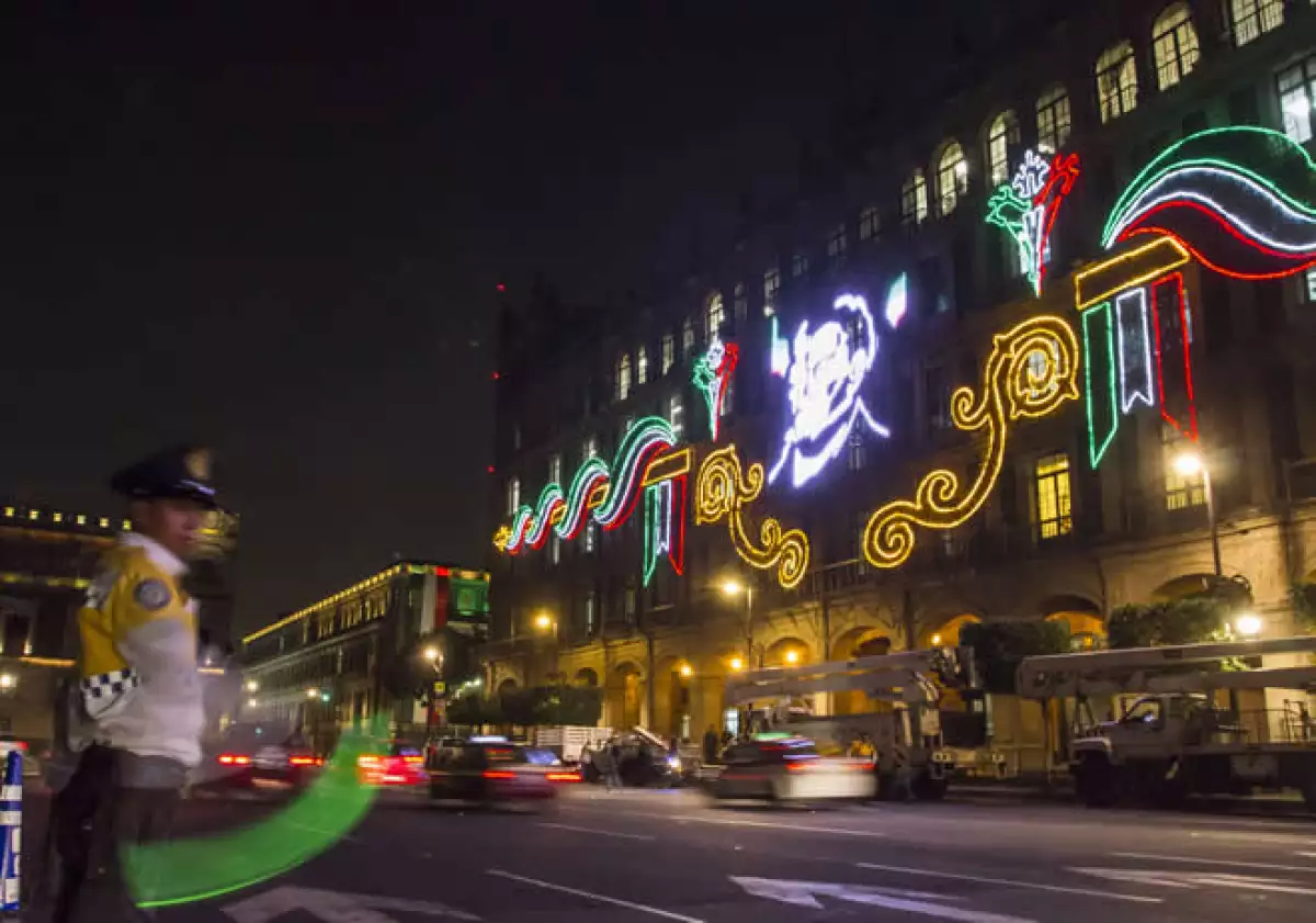 Zocalo alumbrado 1