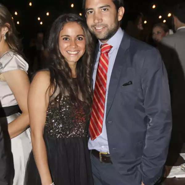 Ximena Aceves dejó claro que esta temporada las transparencias con brillos no pueden faltar en una boda.