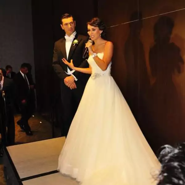 Martín Fuentes y Jacky Bracamontes en la rueda de prensa