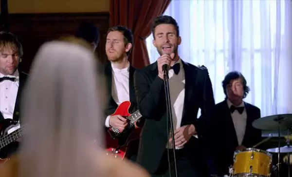 El video obtuvo un gran éxito entre los seguidores de la banda.