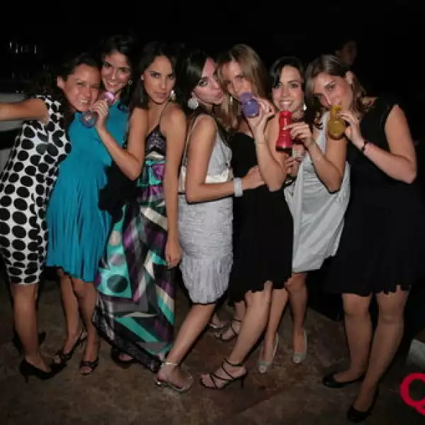 Sandra González, Isabel Gamboa, Veronica Rius, Ines Escalante, Erika Rius, Adriana Salas, Fernanda Rivas