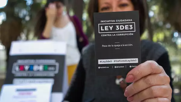 120,000 firmas son exigidas por la ley, pero se lograron reunir casi seis veces más de las necesarias en 64 días