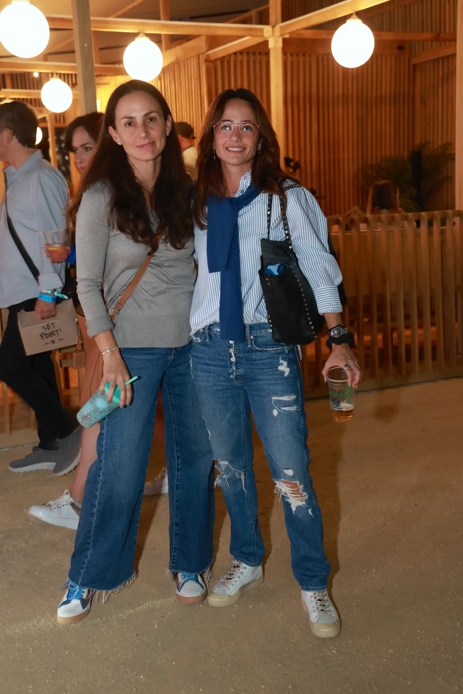 Paola Valdez y Maren Figaredo 