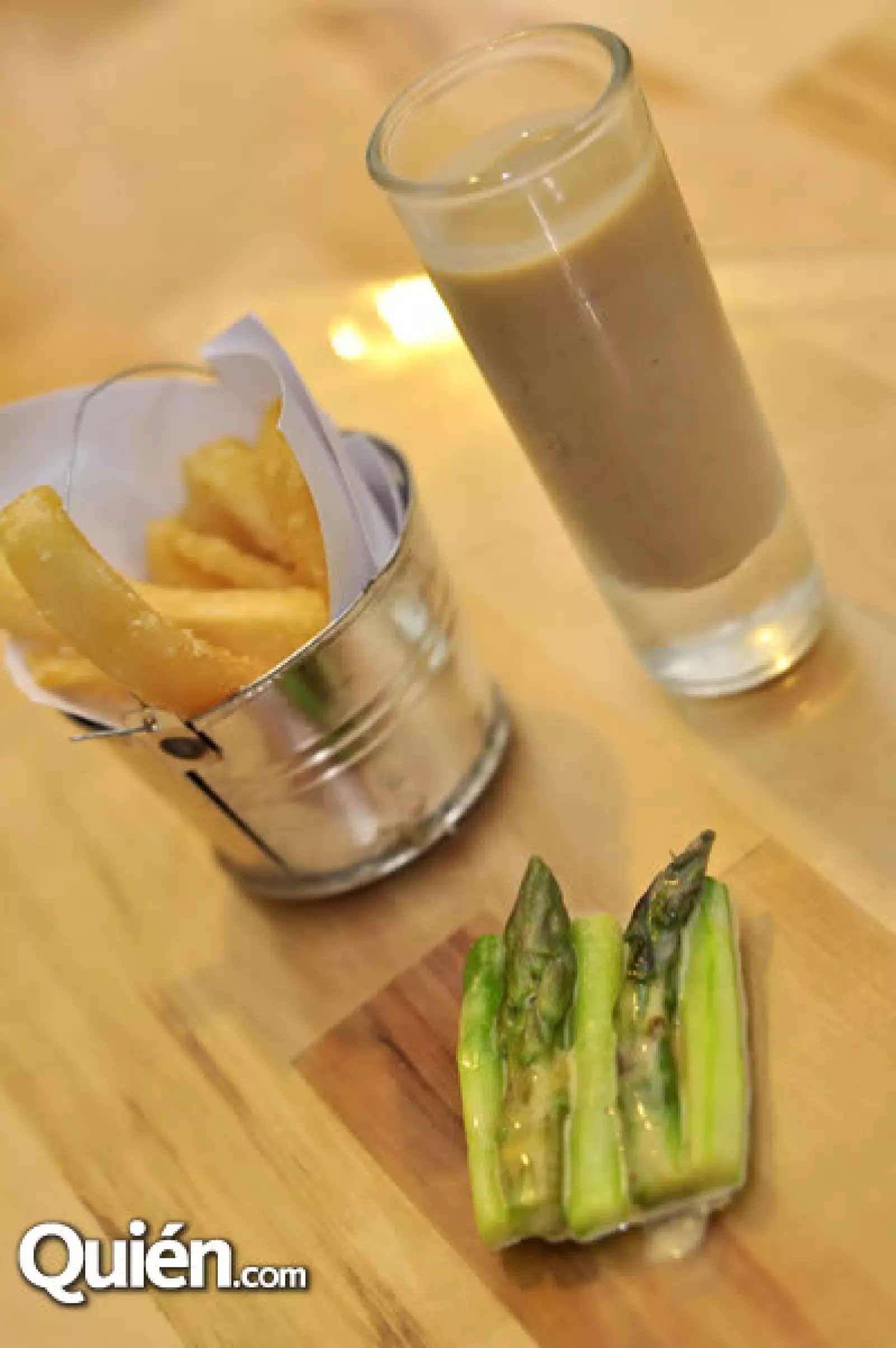 Amuse Bouche,Castañas,Espárragos,Holandesa,Papas y Trufas