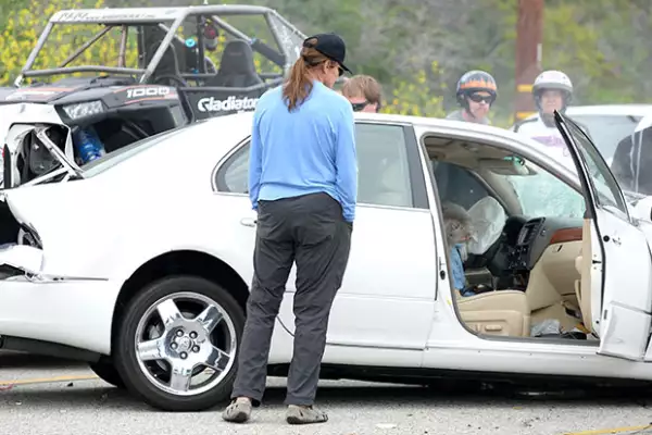 En el accidente, una mujer perdió la vida.