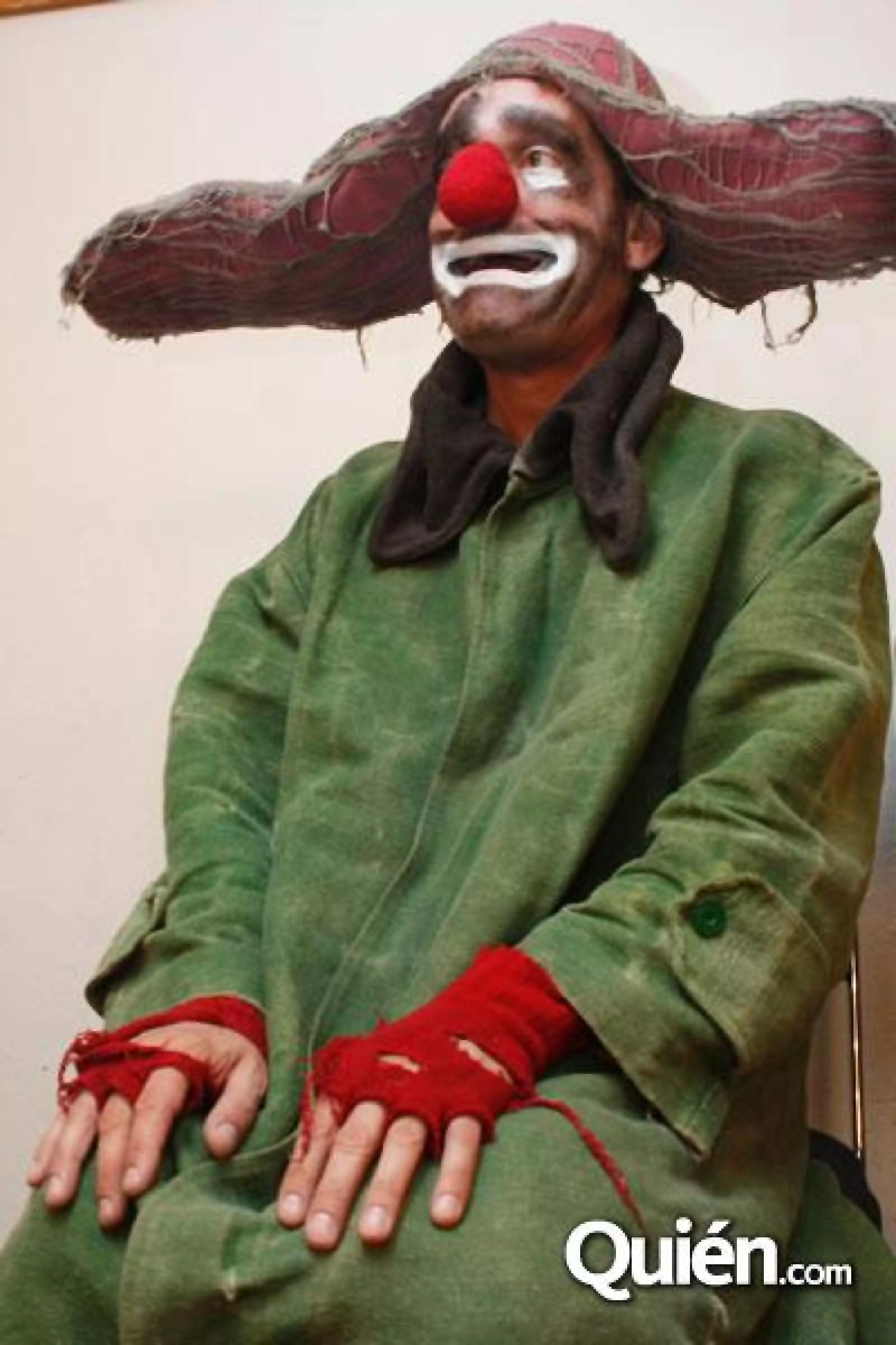 Backstage Slavas Snowshow