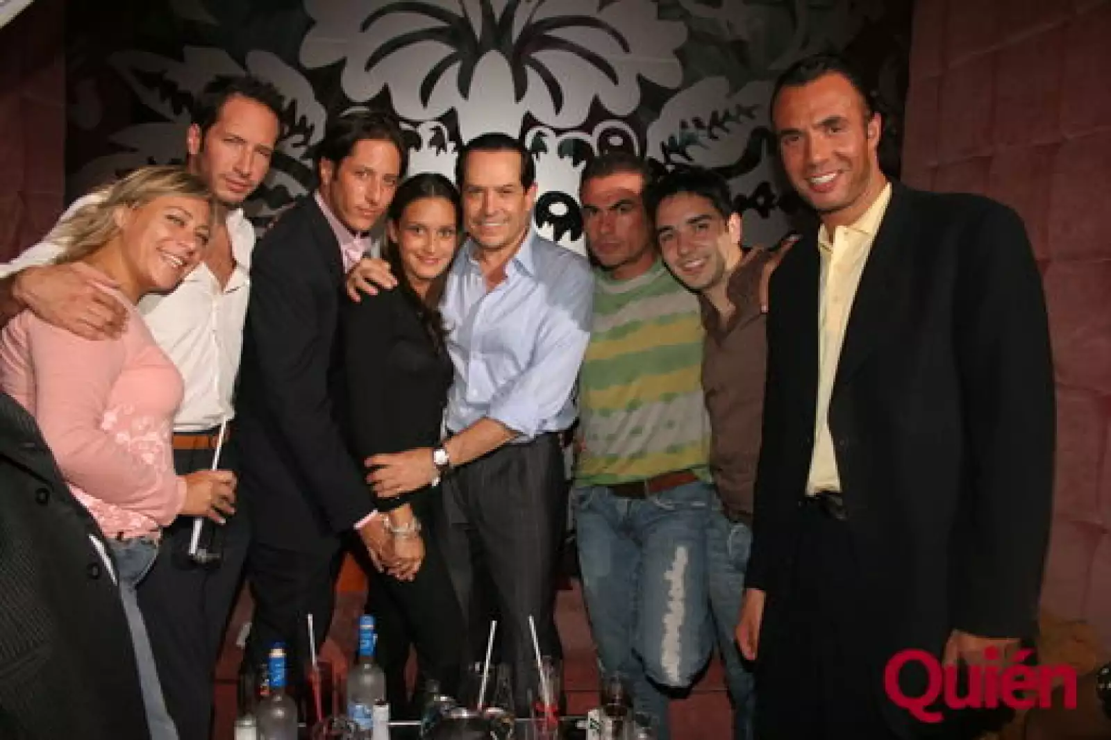 Chata, Rodrigo Cuevas, Mauricio Cuevas, Paulina Florencia, Juan José Origel, Chubar, Ramón Montes de Oca, Américo Circuit