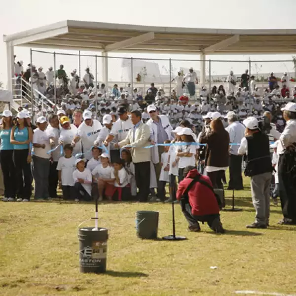 Apertura Centro Deportivo Telmex