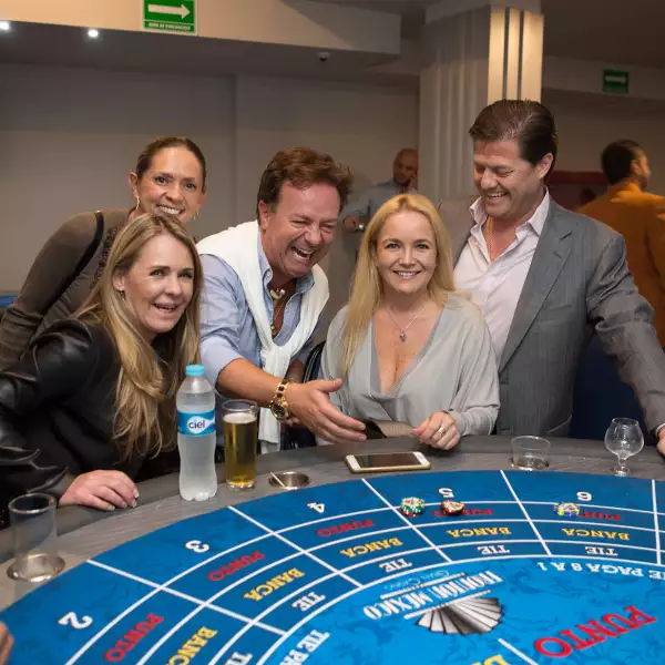 Inauguración del Casino Frontón México