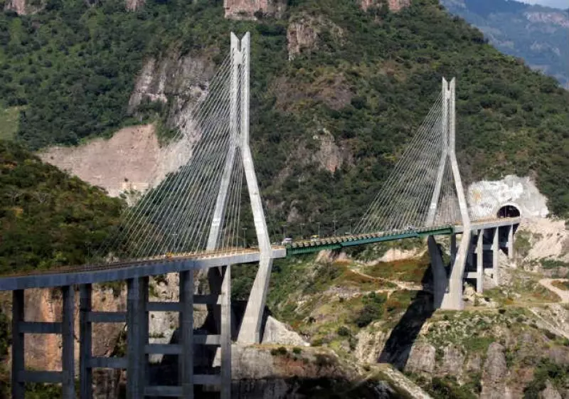 Autopista Durango-Mazatl�n