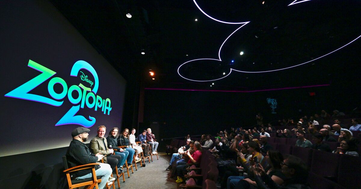 Disney refuerza su estrategia híbrida: cine y streaming al alza