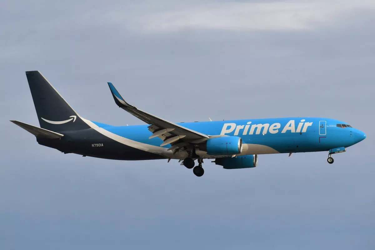 amazon aviones.jpg