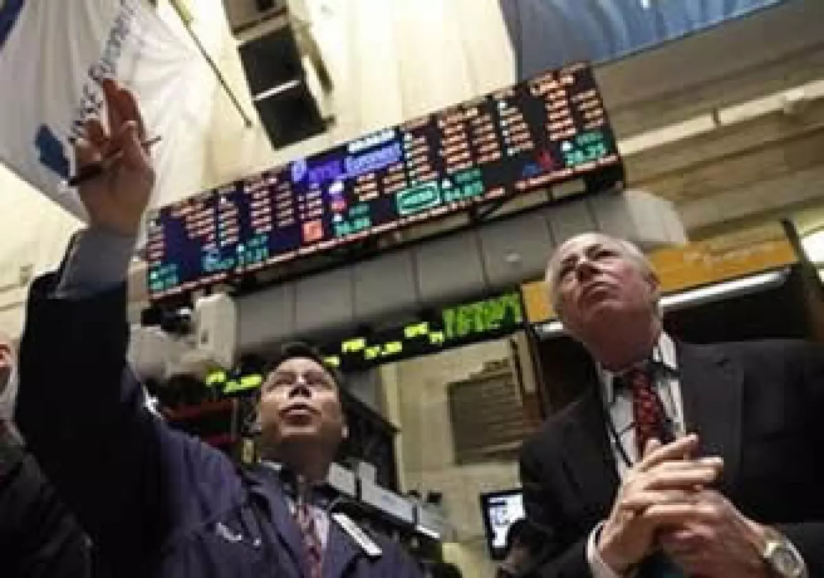 En el mes, el Dow perdió 1.9%, el S&P 500 cayó 1.4%, y el Nasdaq cedió 1.3%. (Foto: Reuters)