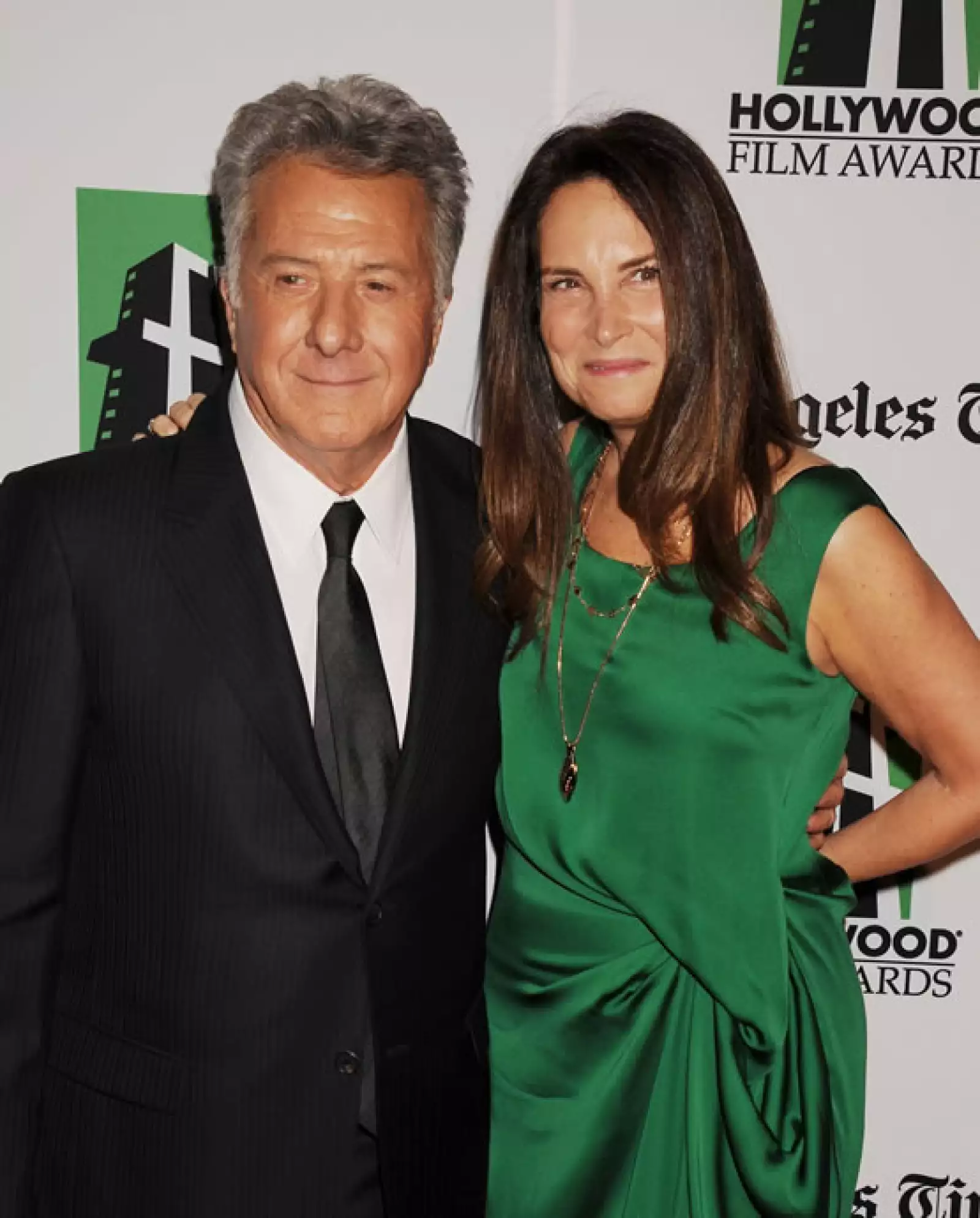 Dustin Hoffman y Lisa Gottsegen.