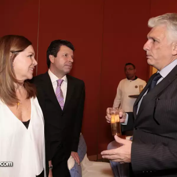 Maru Romero, Carlos Chavero y Pascual Orestano