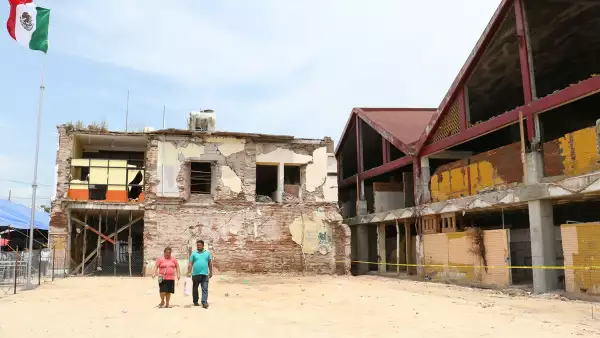 Reconstrucción en Tehuantepec