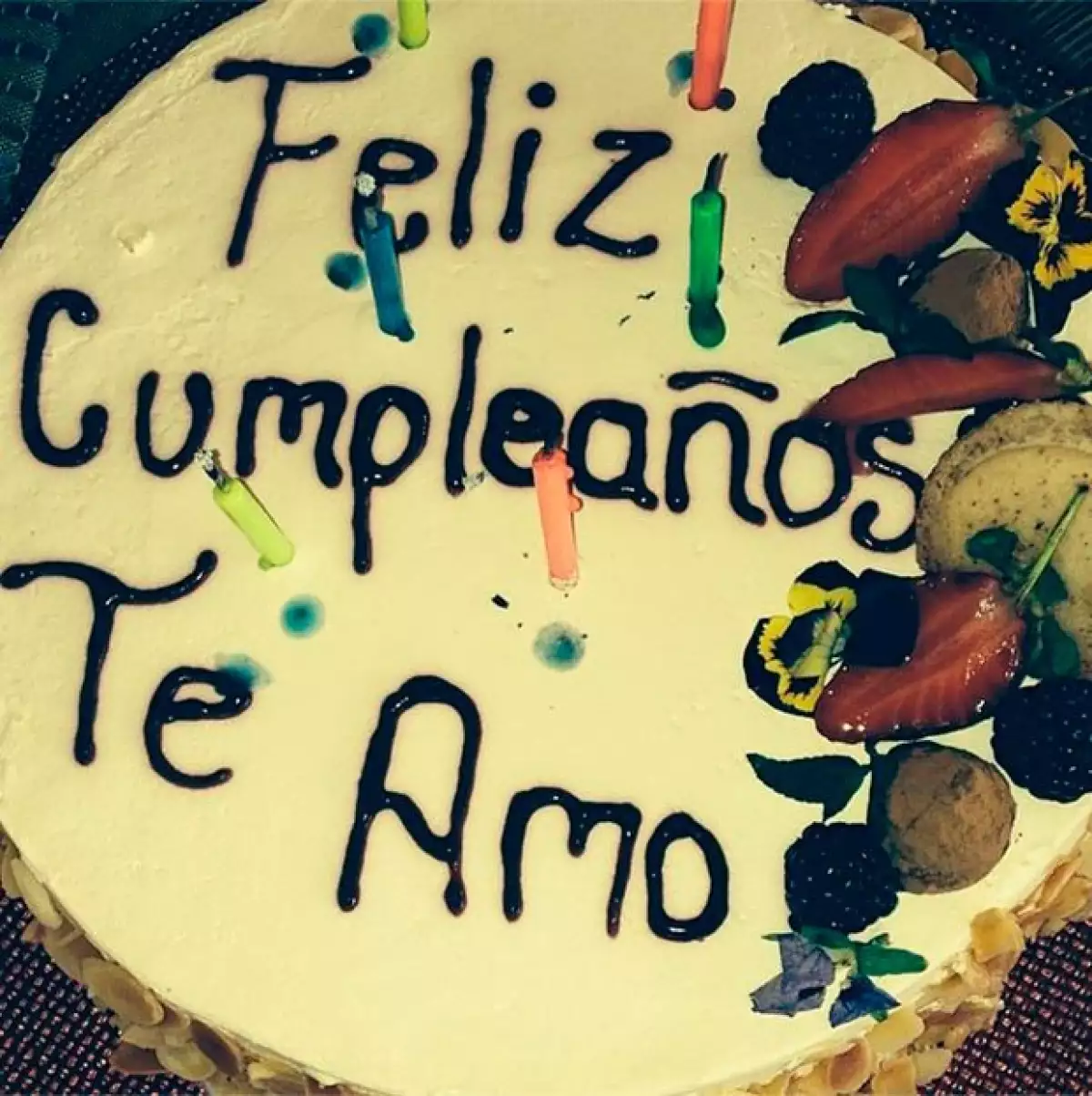 La cantante compartió esta imagen del detalle que le dio a su pareja.