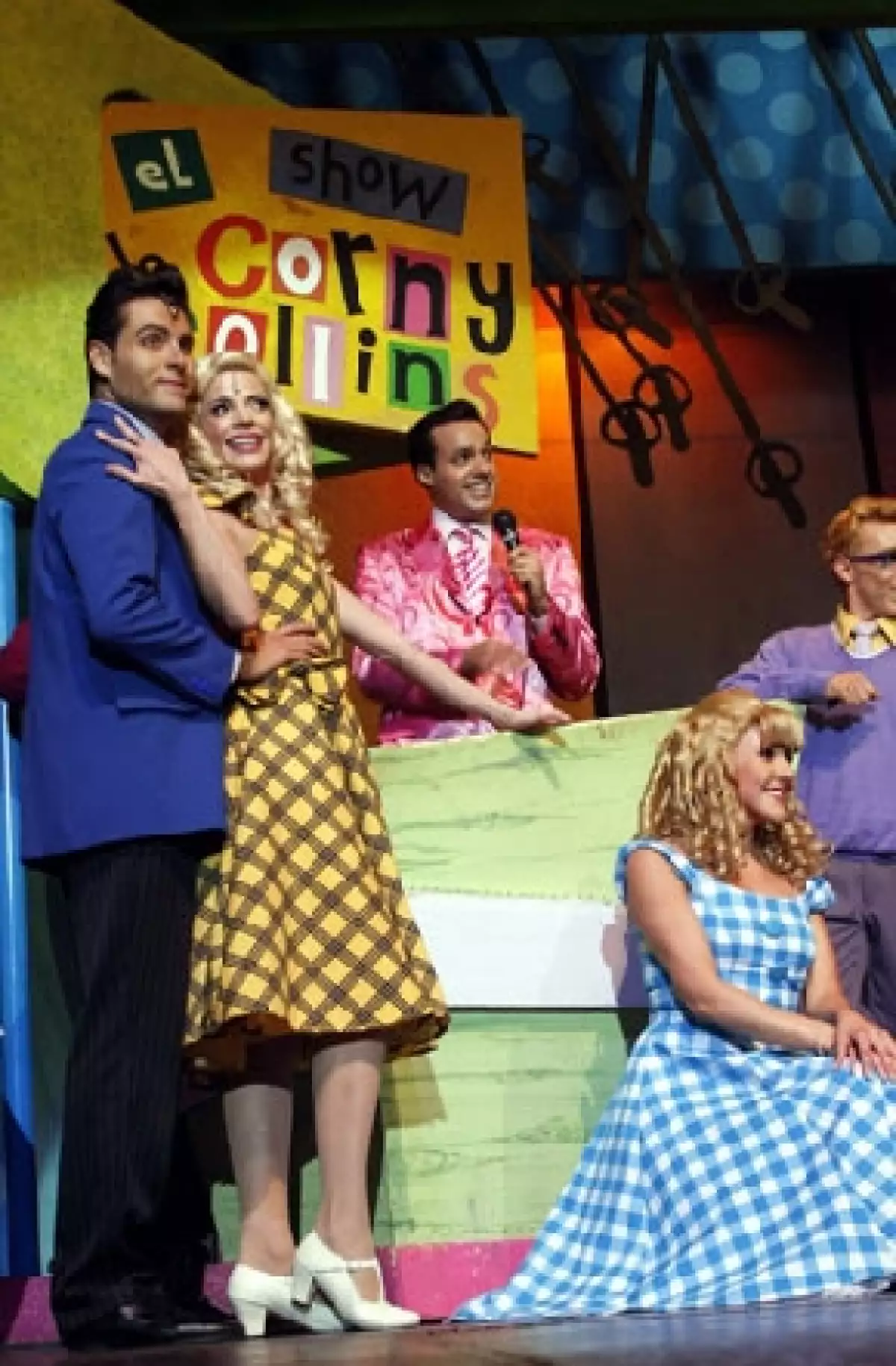 El musical se presenta de jueves a domingo en el teatro Manolo Fábregas de la Ciudad de México.