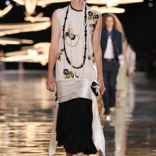 Chanel S27 031.jpg