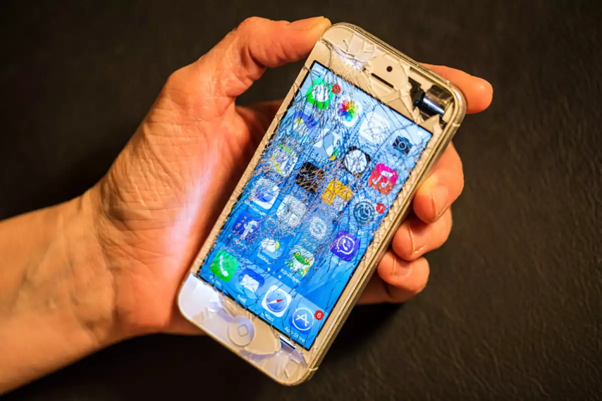 Iphone.