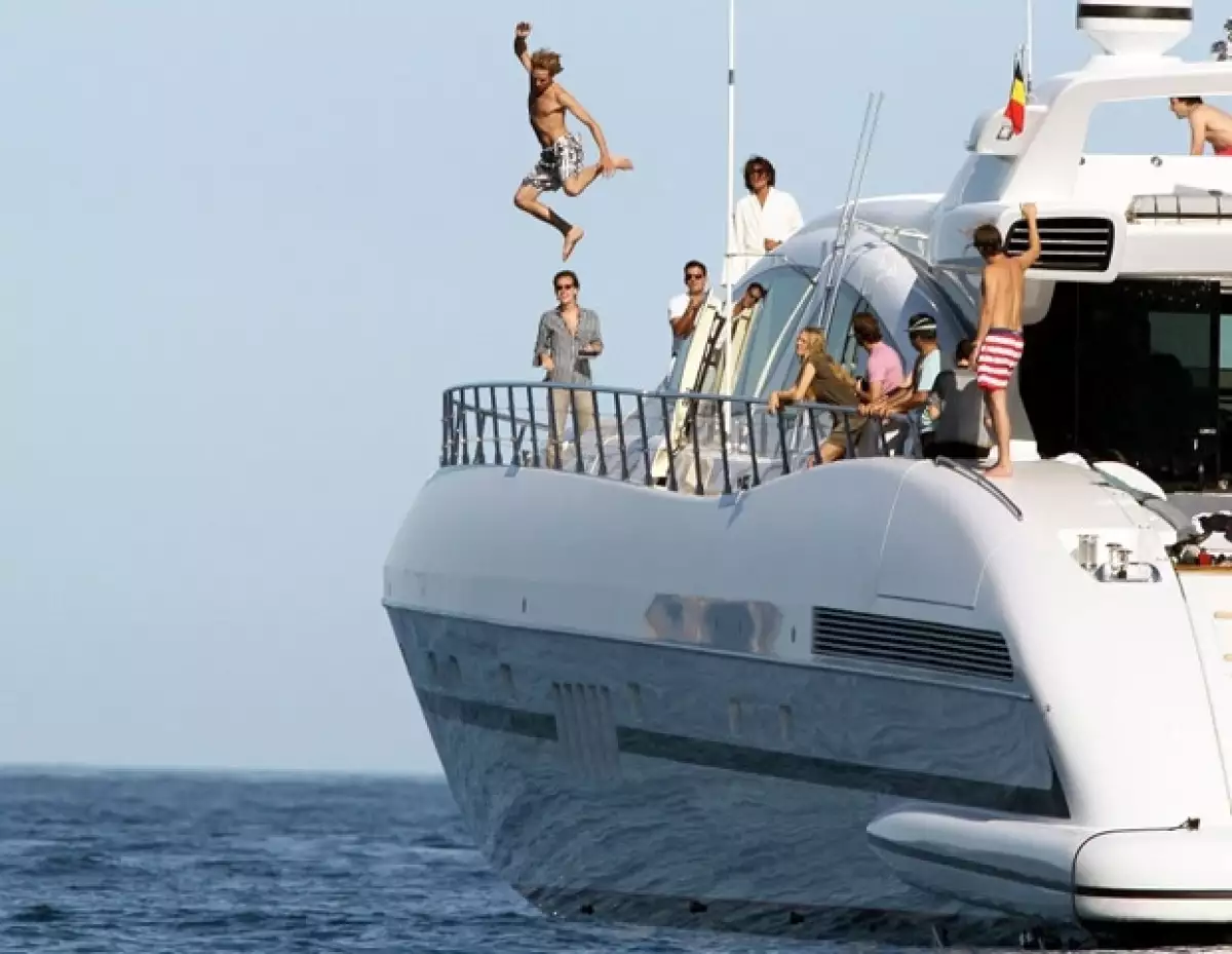 Andrea Casiraghi y sus amigos disfrutando de la Riviera Francesa.