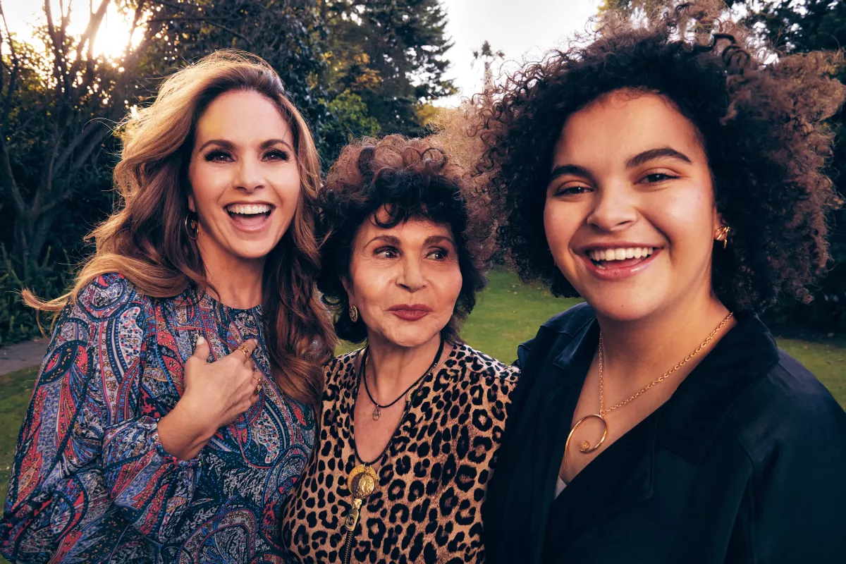 Lucero, Lucero León y Lucerito Mijares.