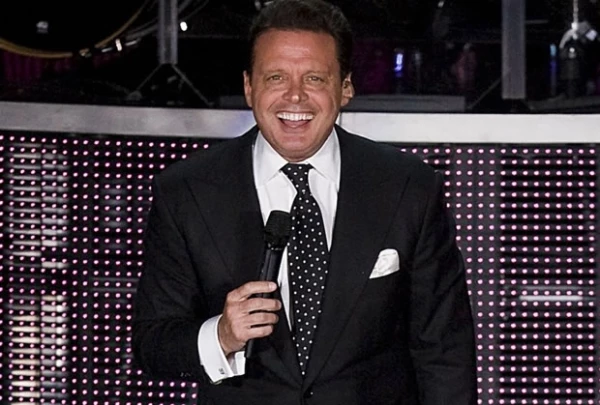 En total serán 14 conciertos los que Luis Miguel ofrezca en el Auditorio Nacional.