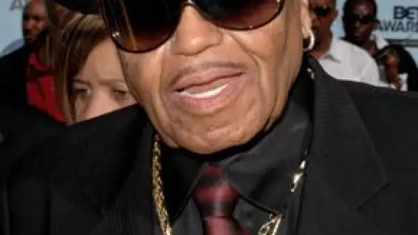 Joe Jackson confía plenamente en las facultades de sus nietos que, aún no siendo hijos biológicos del cantante, sí ve en ellos una mina de oro para convertirlos en la mejor "backing band" del mundo.