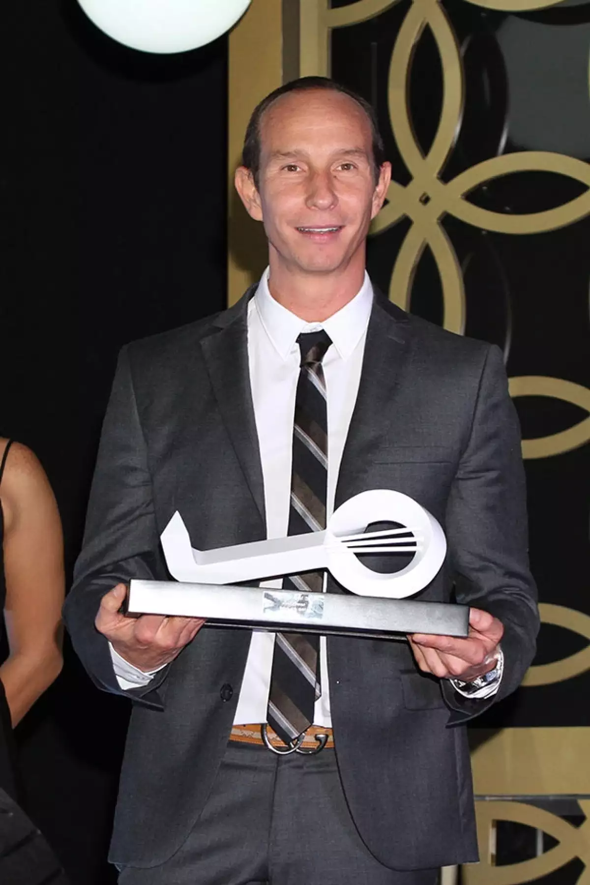 Rubín fue reconocido por la composición del tema Cada Beso.