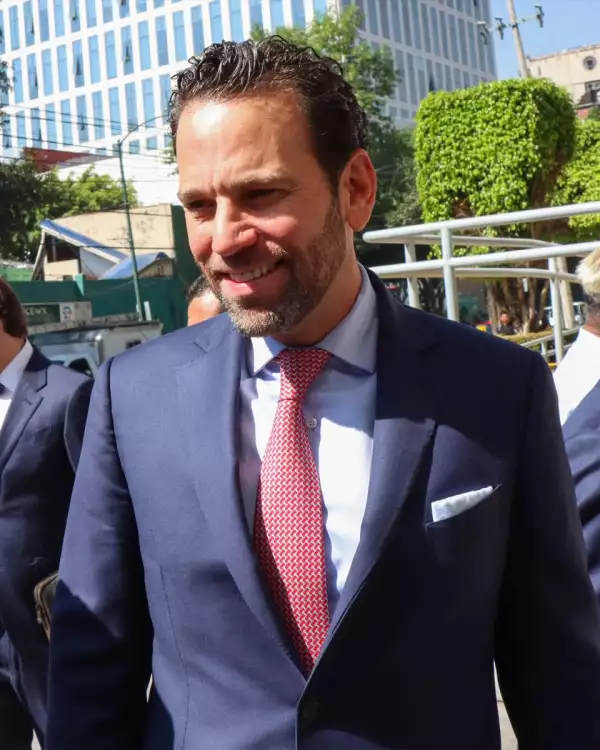 Carlos Loret de Mola