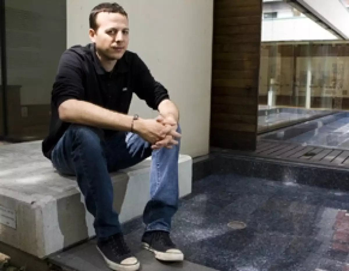 El proyecto Heli, dirigido por el cineasta mexicano Amat Escalante, (Los bastardos), es uno de los 12 finalistas dentro del Sundance Film Festival al premio Sundance NHK 2010.