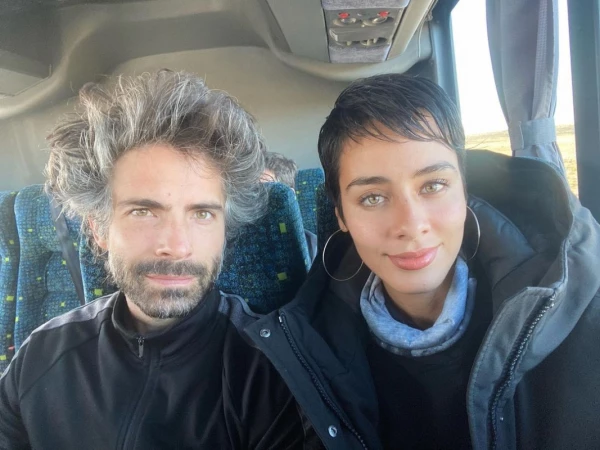 Osvaldo Benavides y Esmeralda Pimentel