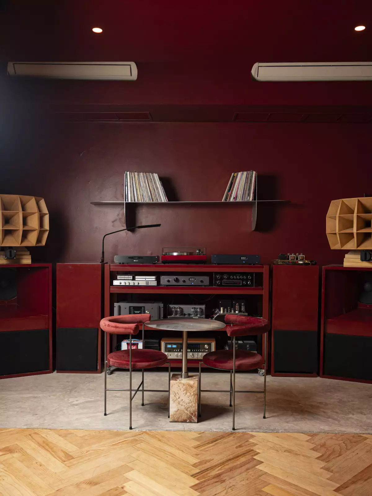 SHHH-LISTENING-BAR.jpg