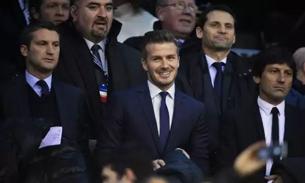 David estuvo en la tribuna junto a los directores del club.