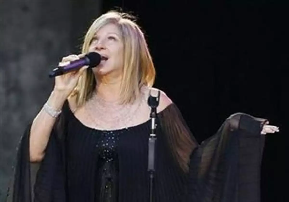 La colección de objetos de Barbra Streisand se exhibirá en Inglaterra, previamente a la subasta. (Foto: Reuters)