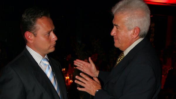 INAUGURACIÓN-ESP-MÉXICO-EMILIANO-SALINAS copia 2.jpg