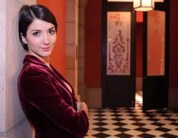La protagonista de la serie Infames dio estar muy contenta en su nueva faceta de mujer casada.